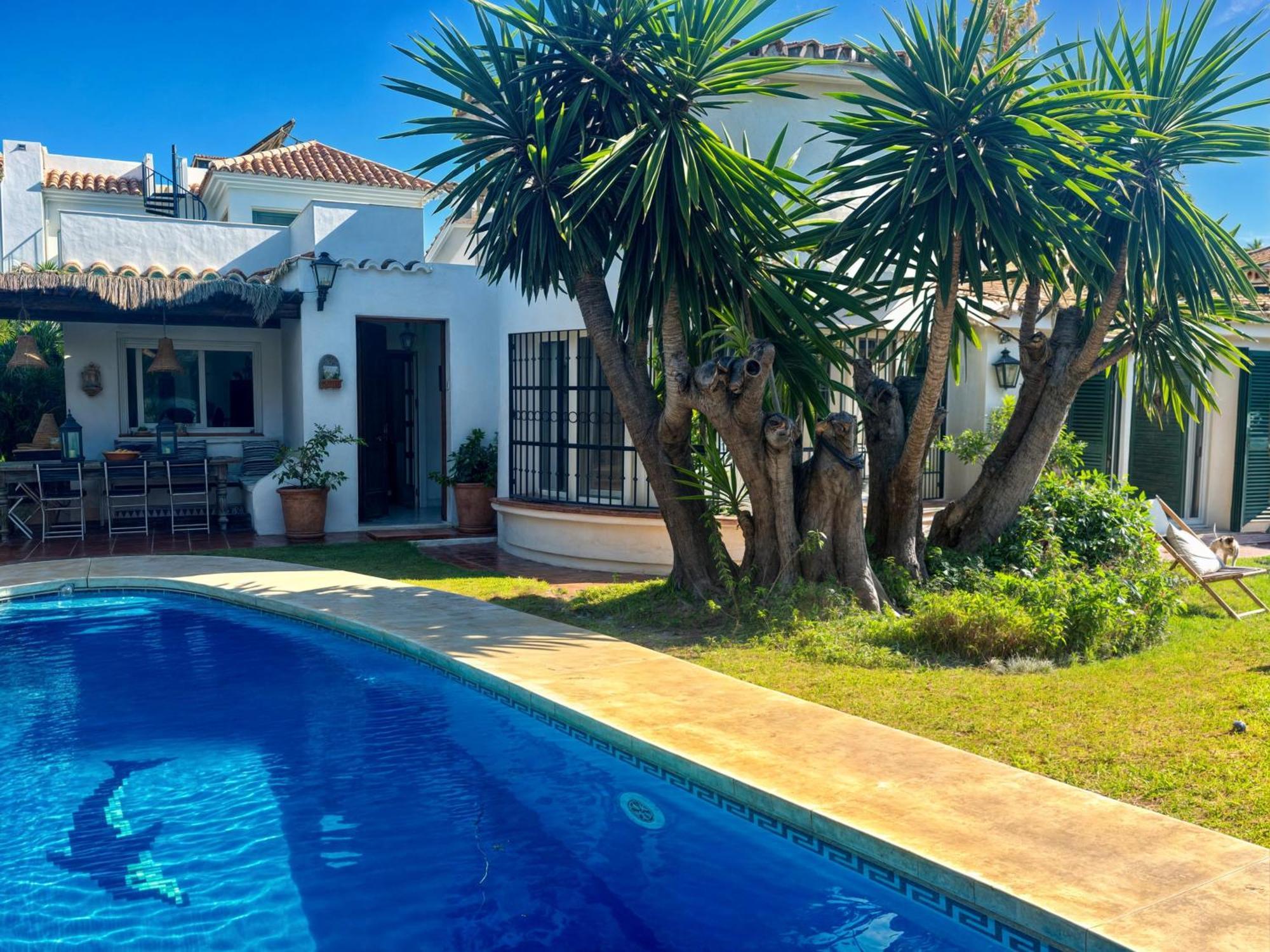 Villa Alfredo - Private Pool Next To The Beach Estepona Exterior photo